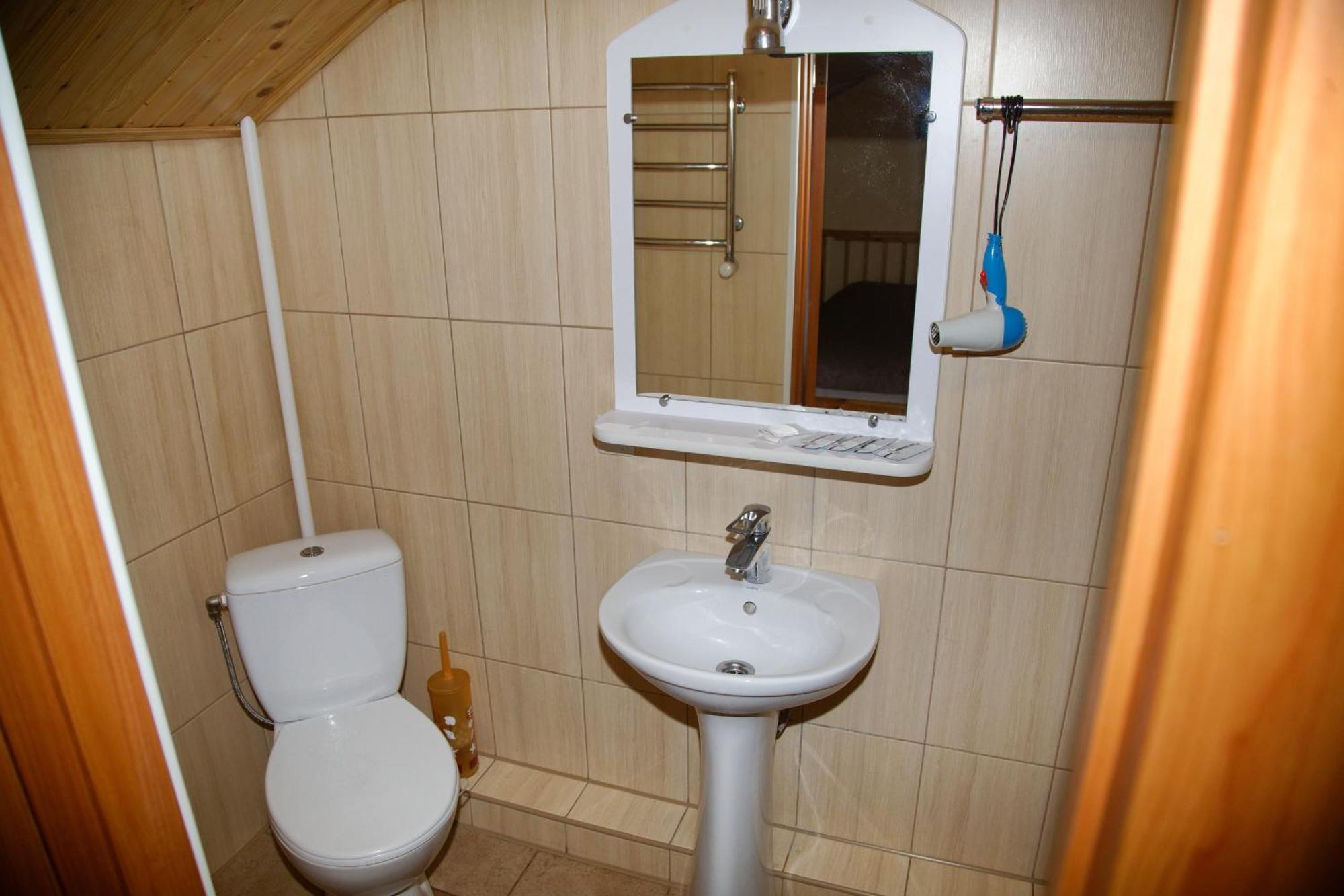 Mini-Hotel Yandrusi Kamjanets-Podilskyj Exteriör bild